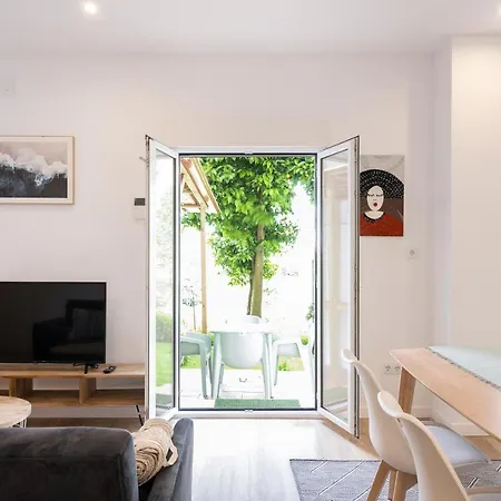 Apartamento Con Jardin En El Oviedo Antiguo Exterior photo